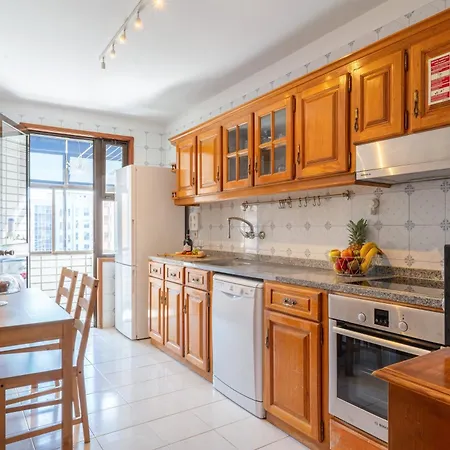 Host Wise - Bright And Elegant Urban Flat With Balcony Apartamento *