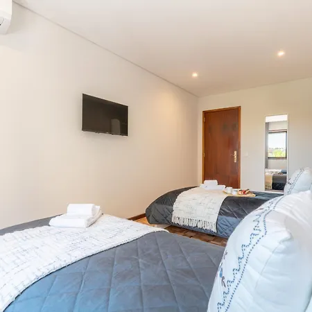 Apartamento Host Wise - Bright And Elegant Urban Flat With Balcony *